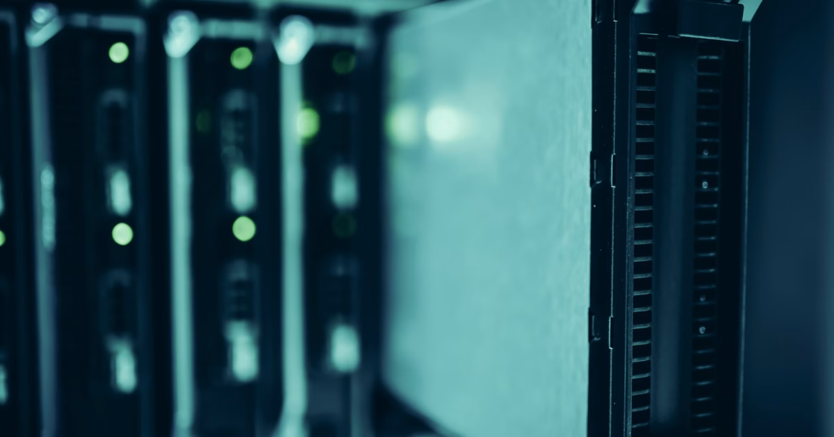 Apple private cloud compute: la svolta del cloud confidenziale — confidential computing secure data center server hardware