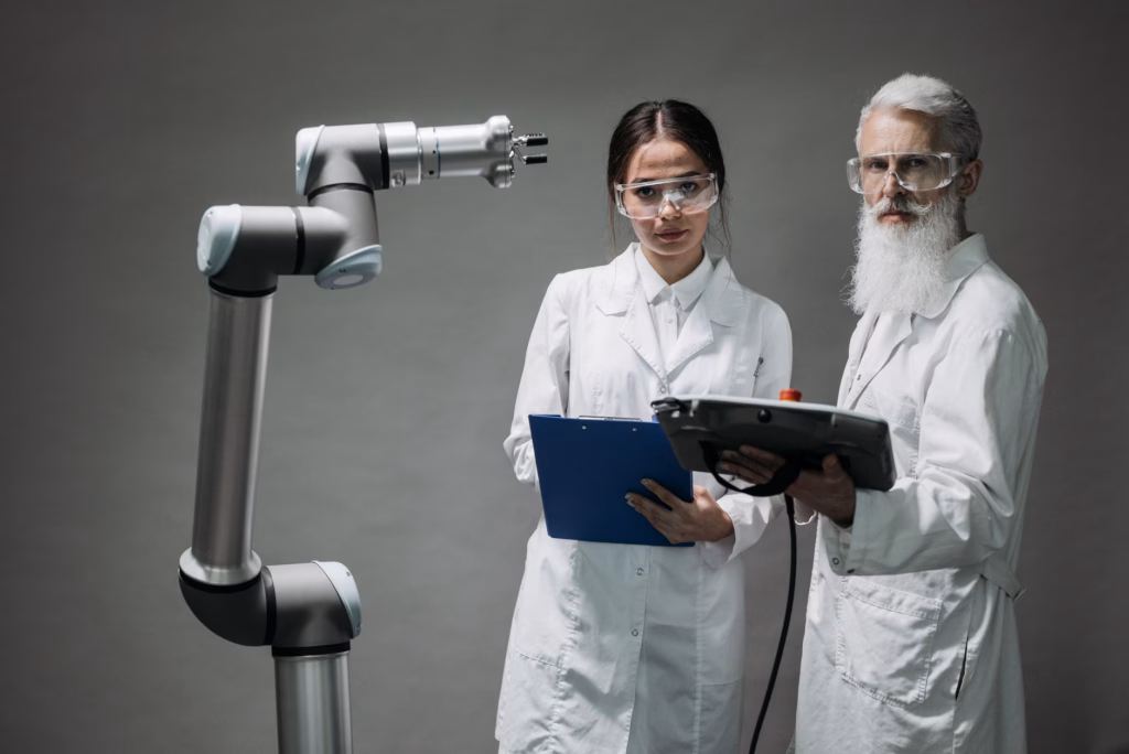 Toyota addestra i robot umanoidi con gli operai — engineer training robot arm with vr headset
